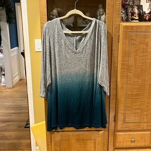 Lane Bryant 26/28 multicolored top